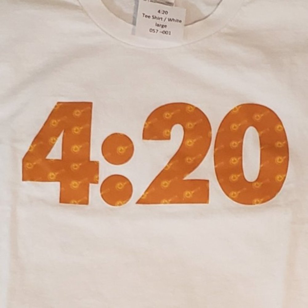 420 Vintage Cannabis Tee Shirt white large 057